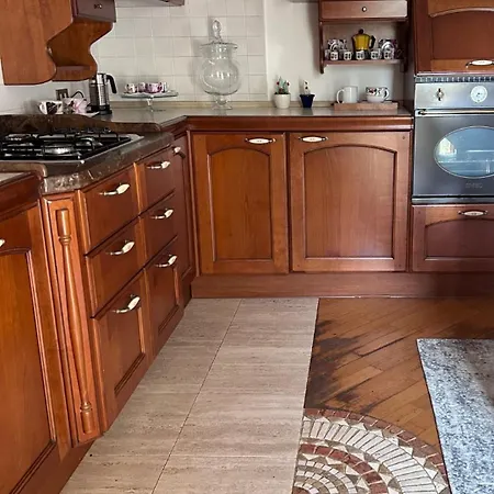 Chateaux Verte La Vetusta Di 90 Mq Isola di Fondra